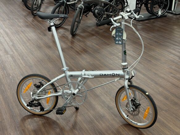 Dahon K9 Spezial silber